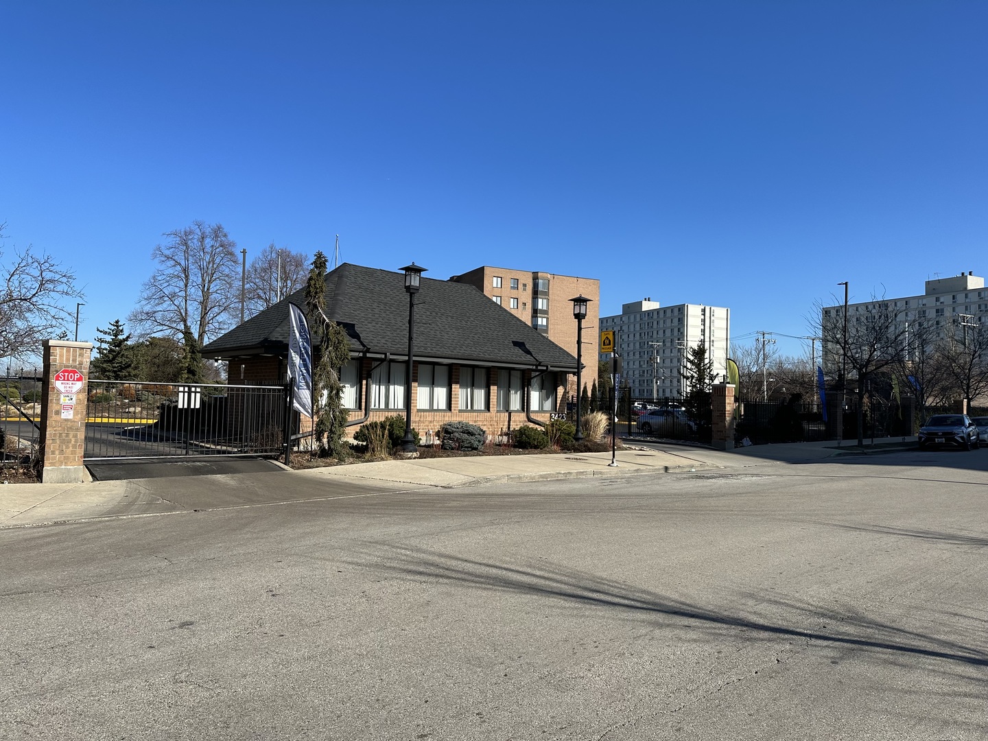 637 E Woodland Park Avenue #611, Chicago, IL 60616