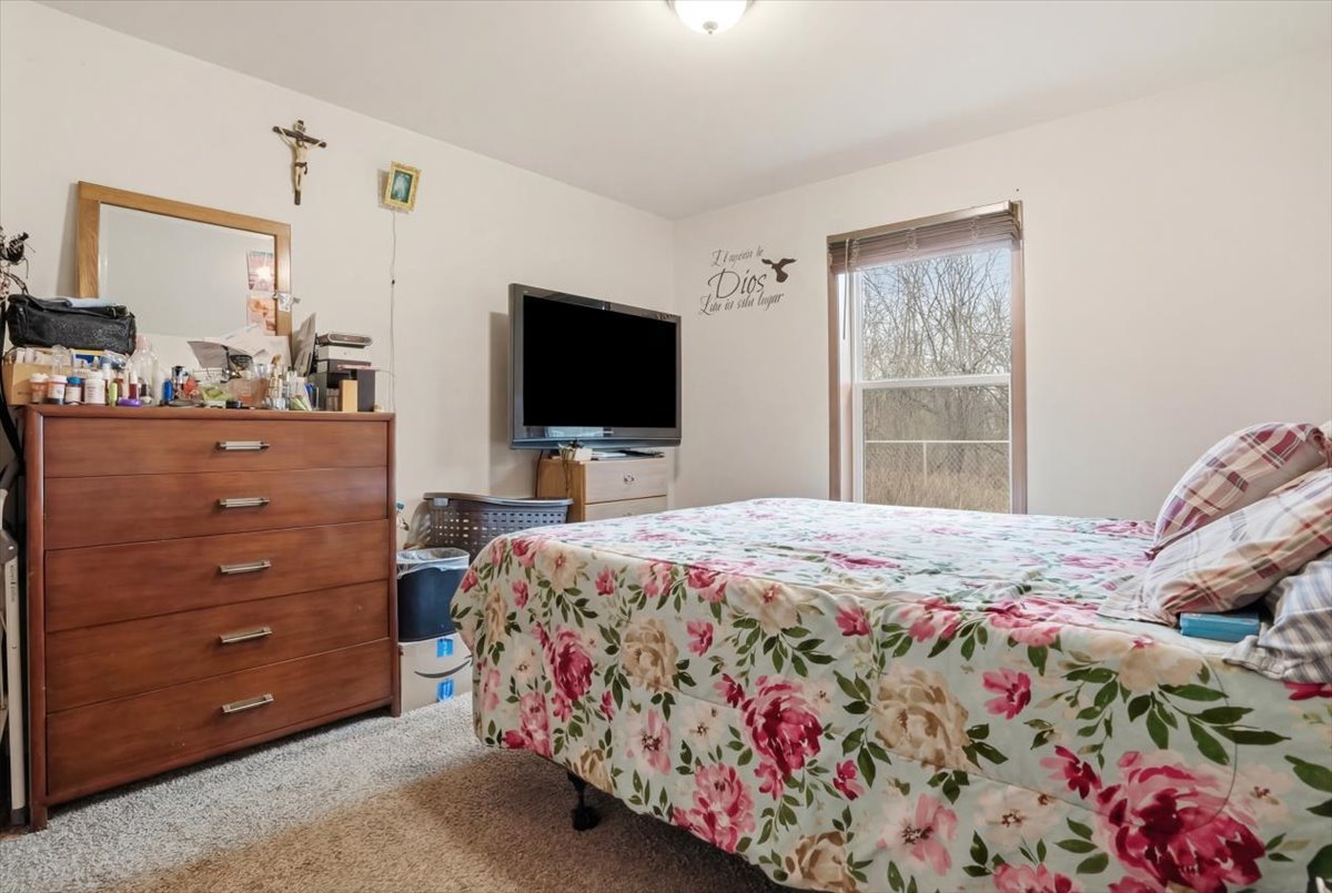 1624 Arrington Drive, North Chicago, IL 60064