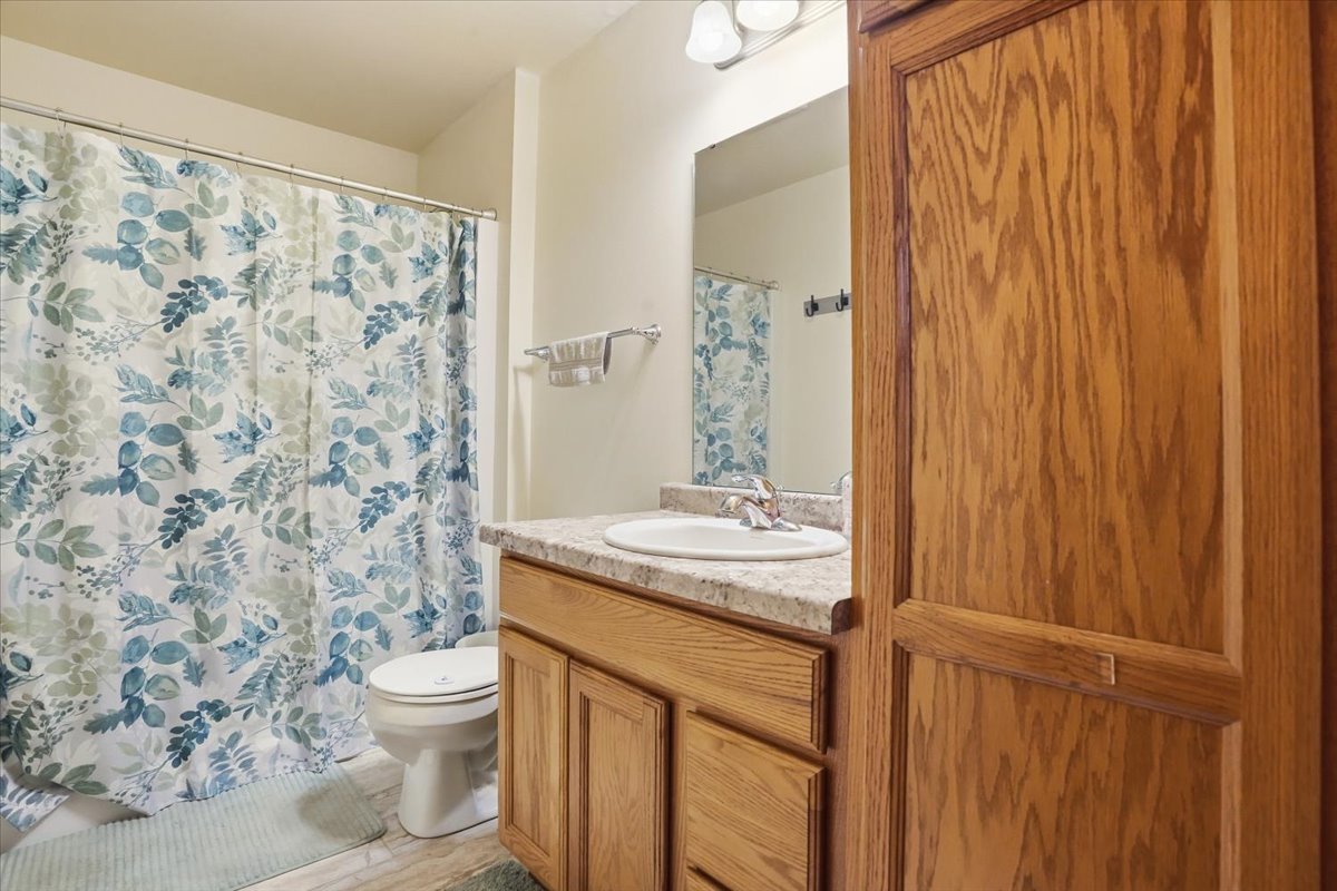 1624 Arrington Drive, North Chicago, IL 60064