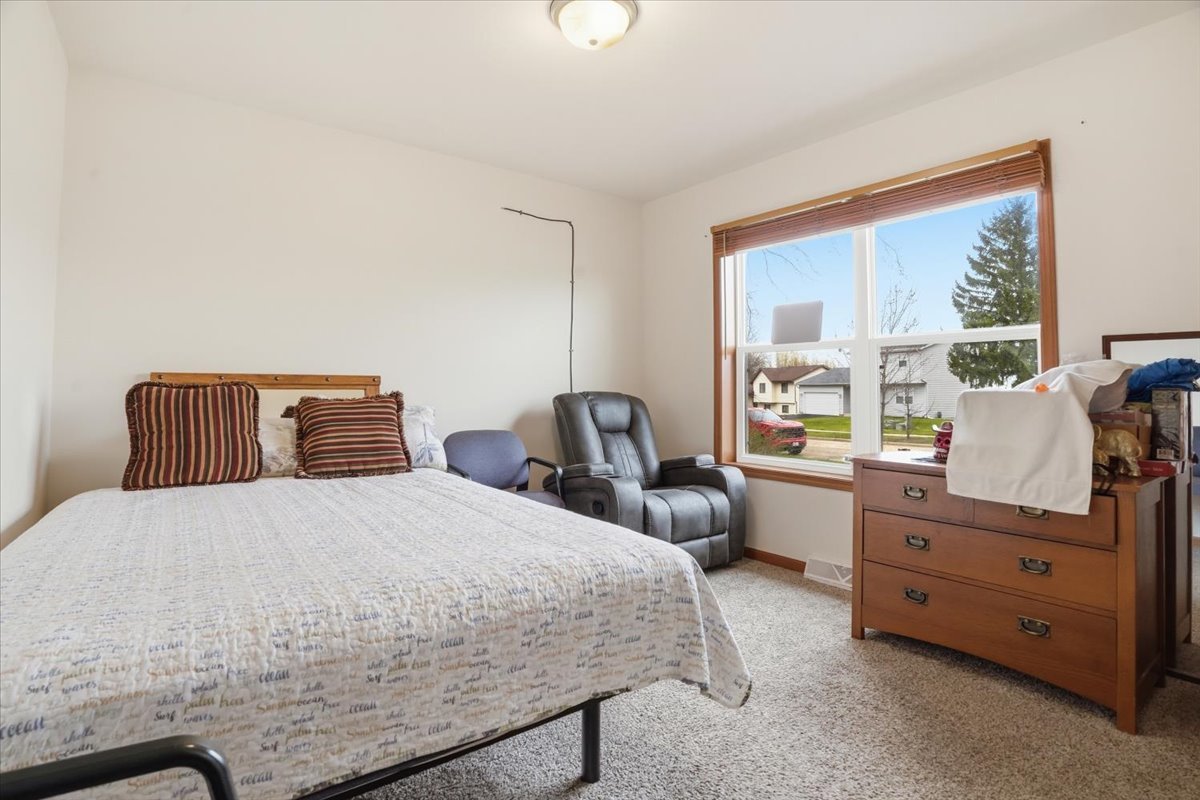 1624 Arrington Drive, North Chicago, IL 60064