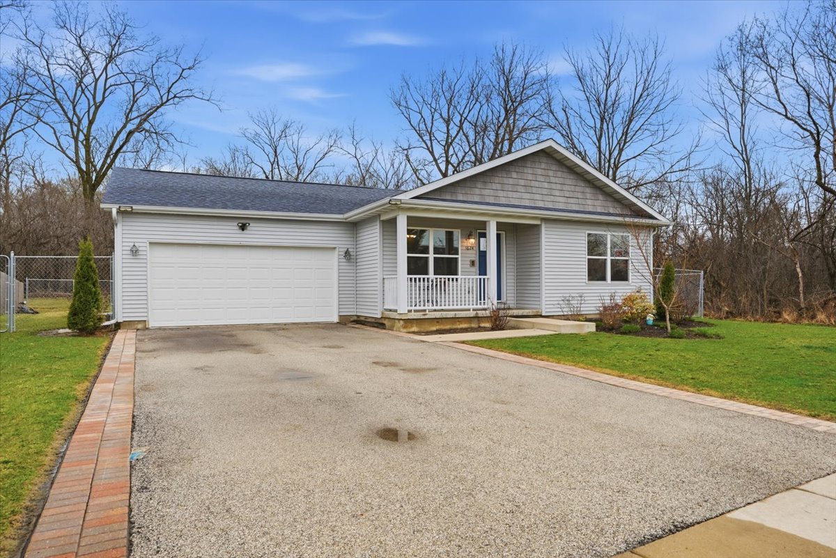 1624 Arrington Drive, North Chicago, IL 60064