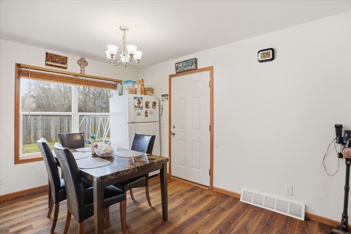 1624 Arrington Drive, North Chicago, IL 60064