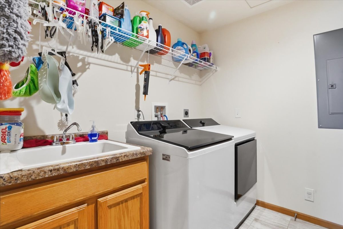 1624 Arrington Drive, North Chicago, IL 60064