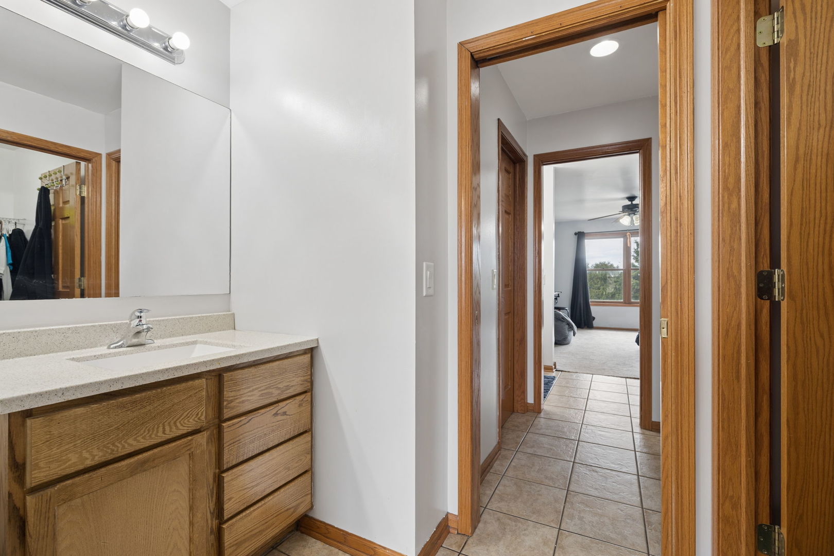 611 Prairie View Lane, Hinckley, IL 60520