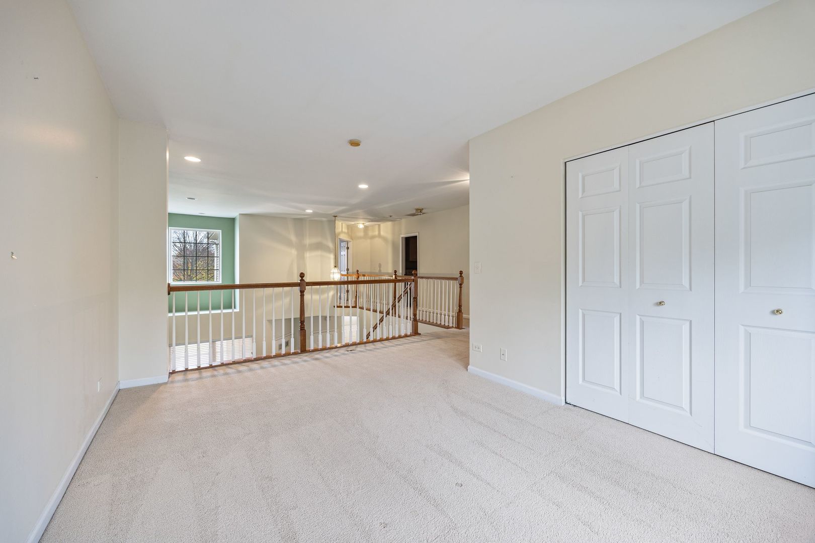 2556 Camberley Circle #2-813, Westchester, IL 60154