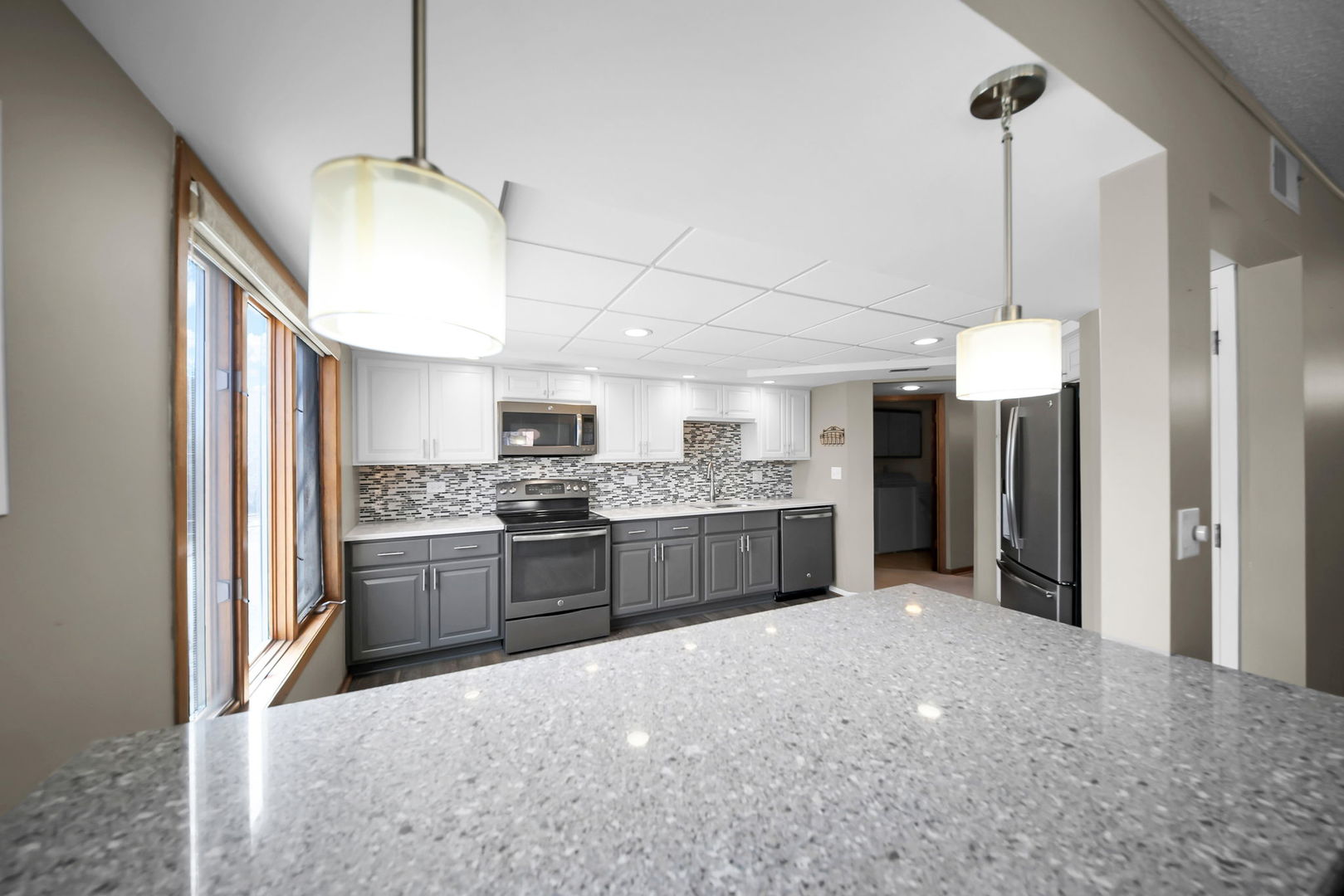 1389 Perry Street #203, Des Plaines, IL 60016