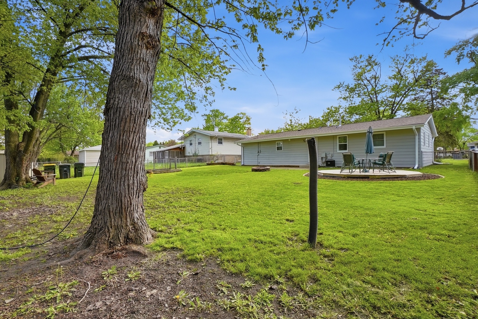 18847 Greenbay Avenue, Lansing, IL 60438