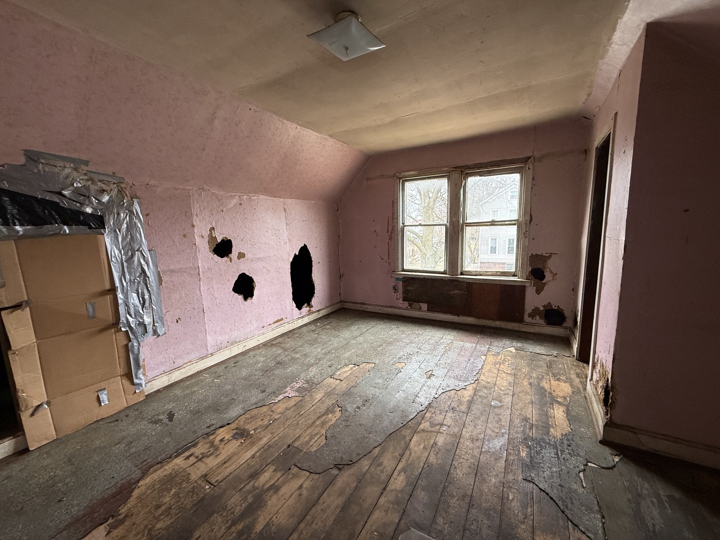 7919 S Escanaba Avenue, Chicago, IL 60617