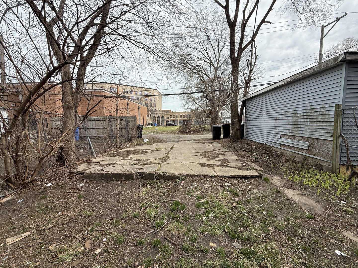 7919 S Escanaba Avenue, Chicago, IL 60617