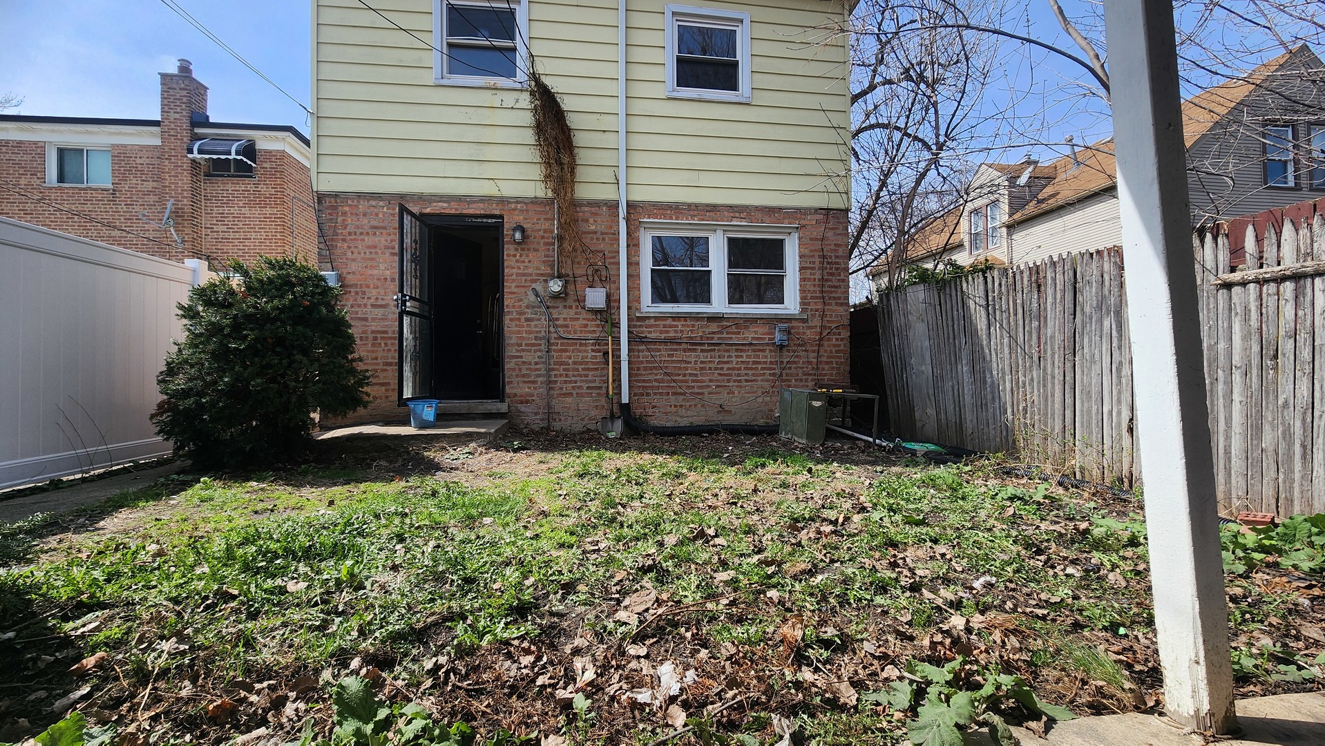 9061 S PARNELL Avenue, Chicago, IL 60620