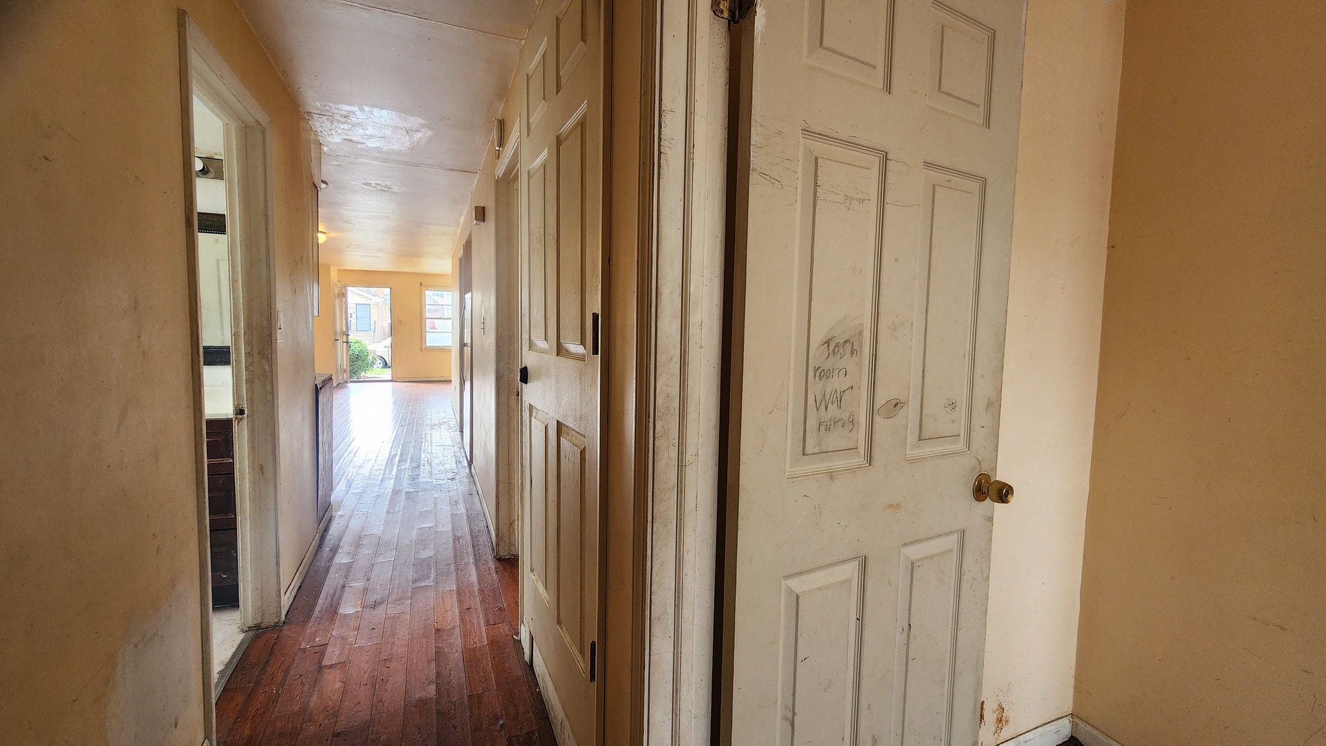 9061 S PARNELL Avenue, Chicago, IL 60620