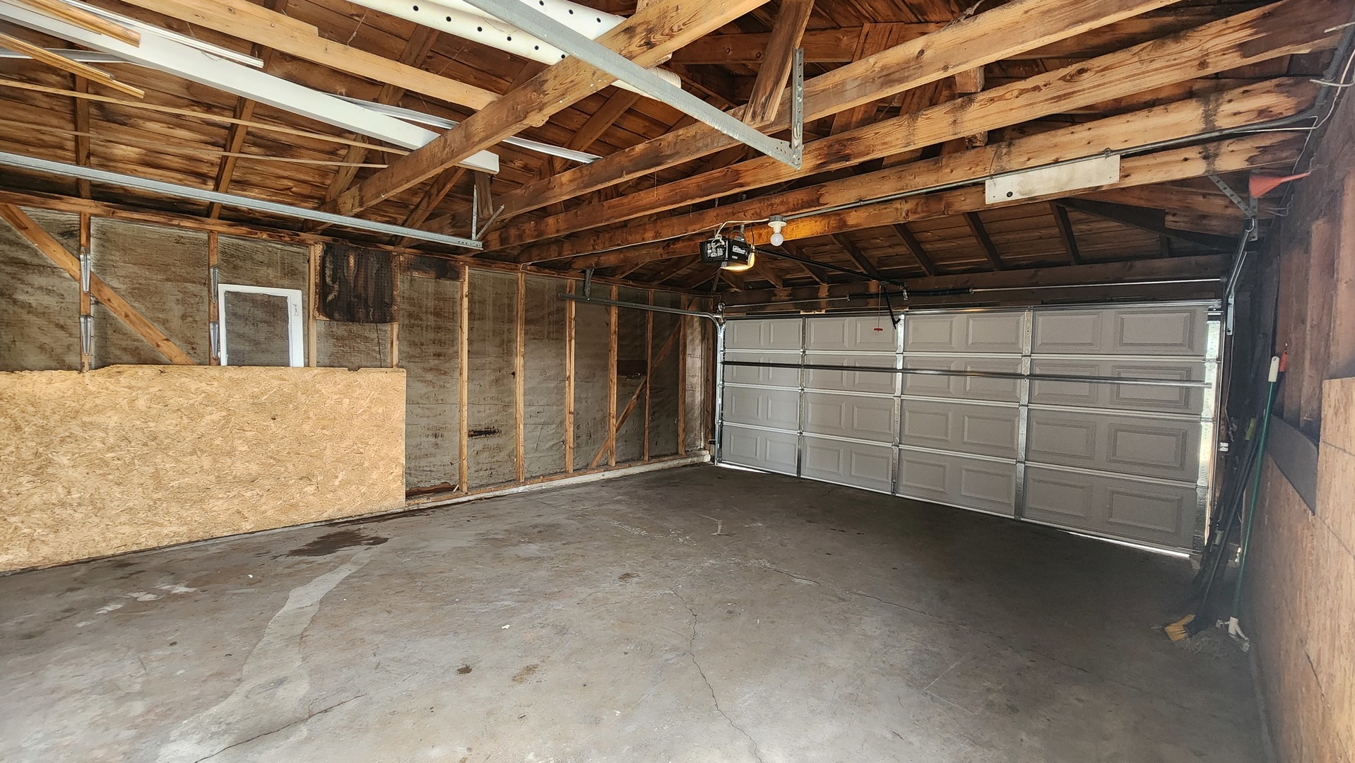 9061 S PARNELL Avenue, Chicago, IL 60620