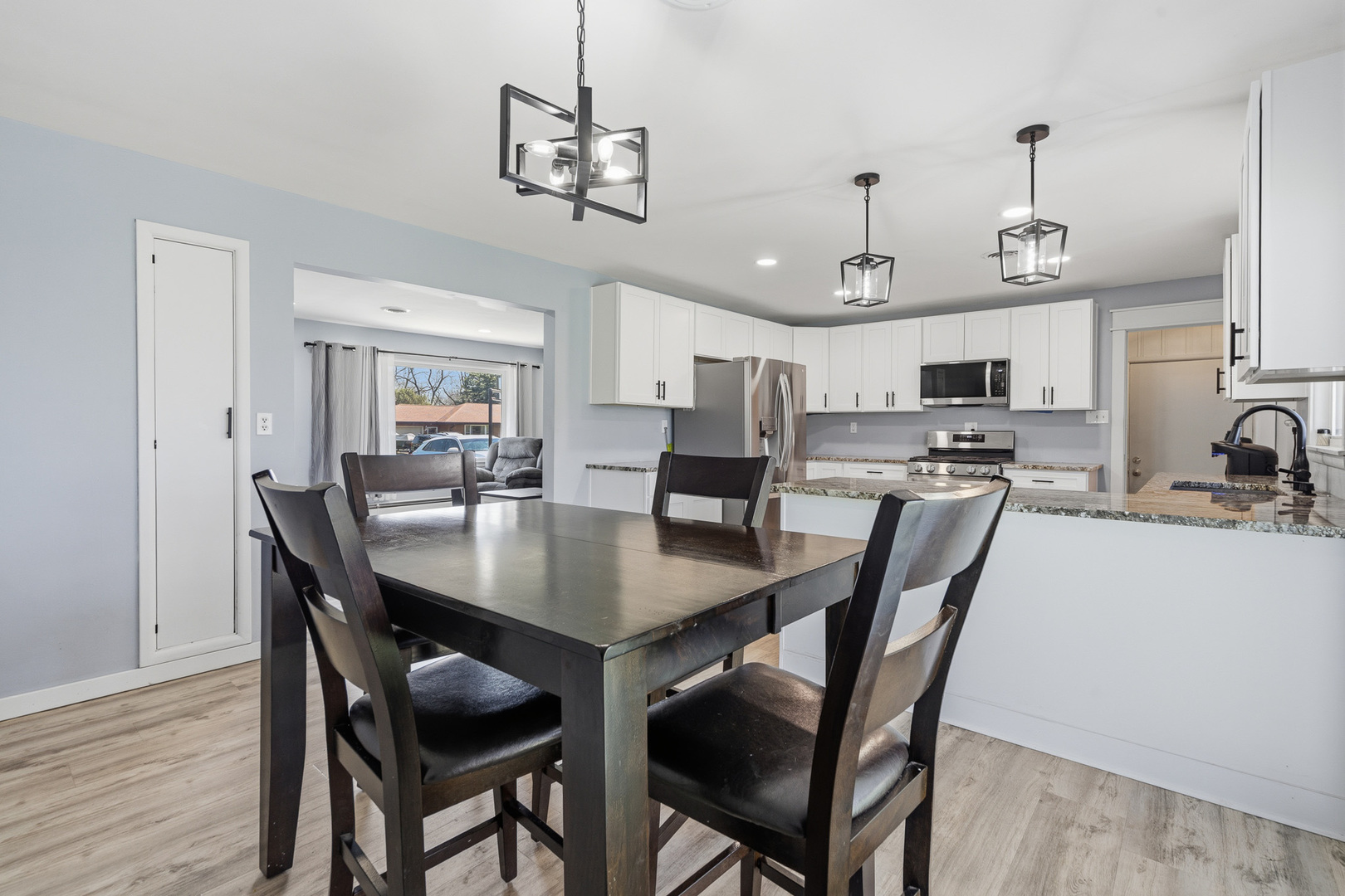 3311 Pinecrest Drive, Joliet, IL 60435-8725