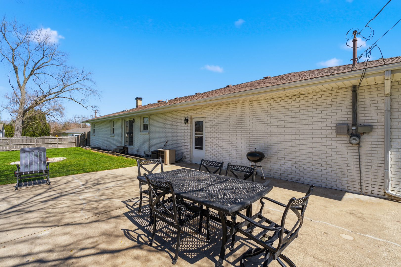 3311 Pinecrest Drive, Joliet, IL 60435-8725