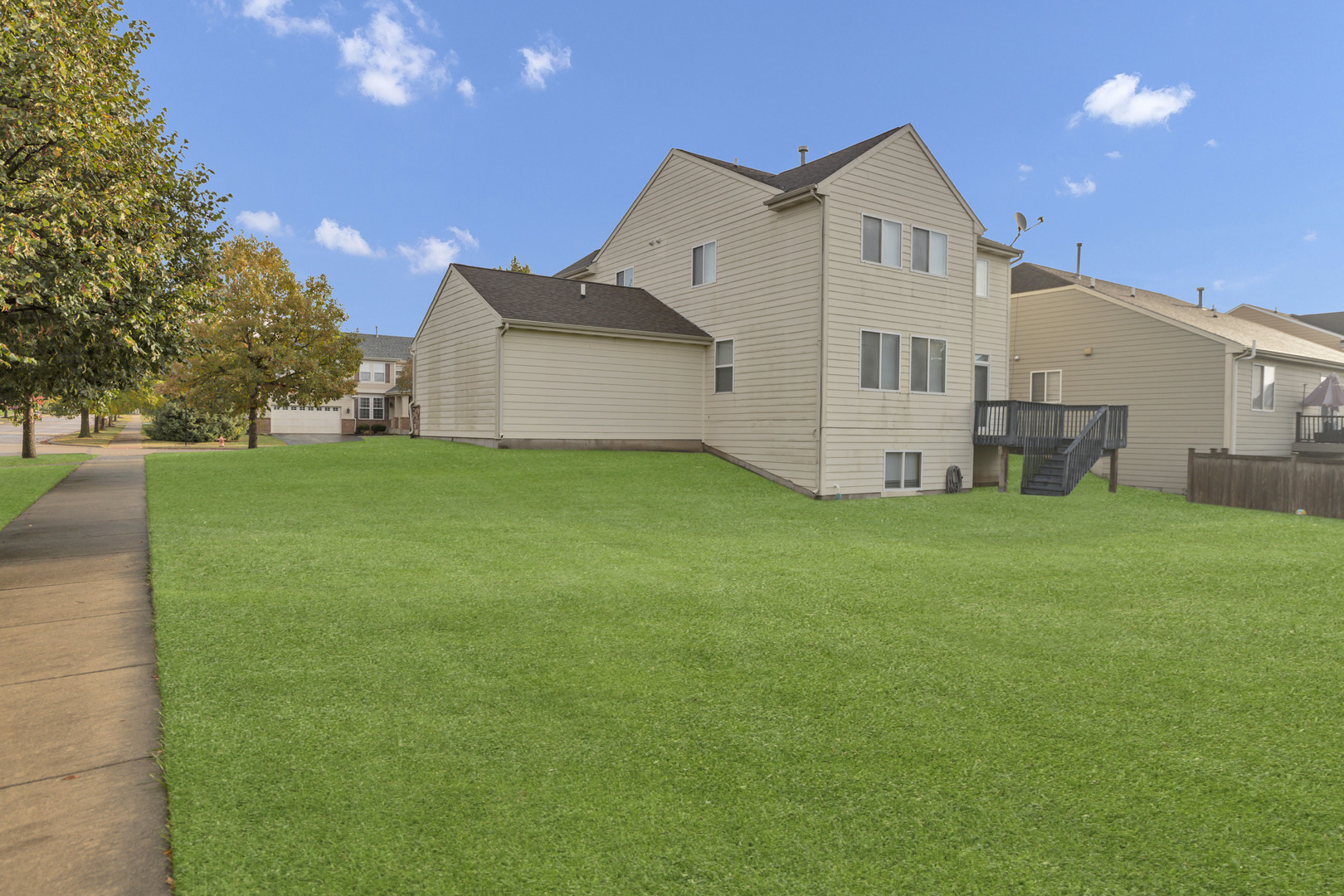 3311 LAFAYETTE Street, Elgin, IL 60123