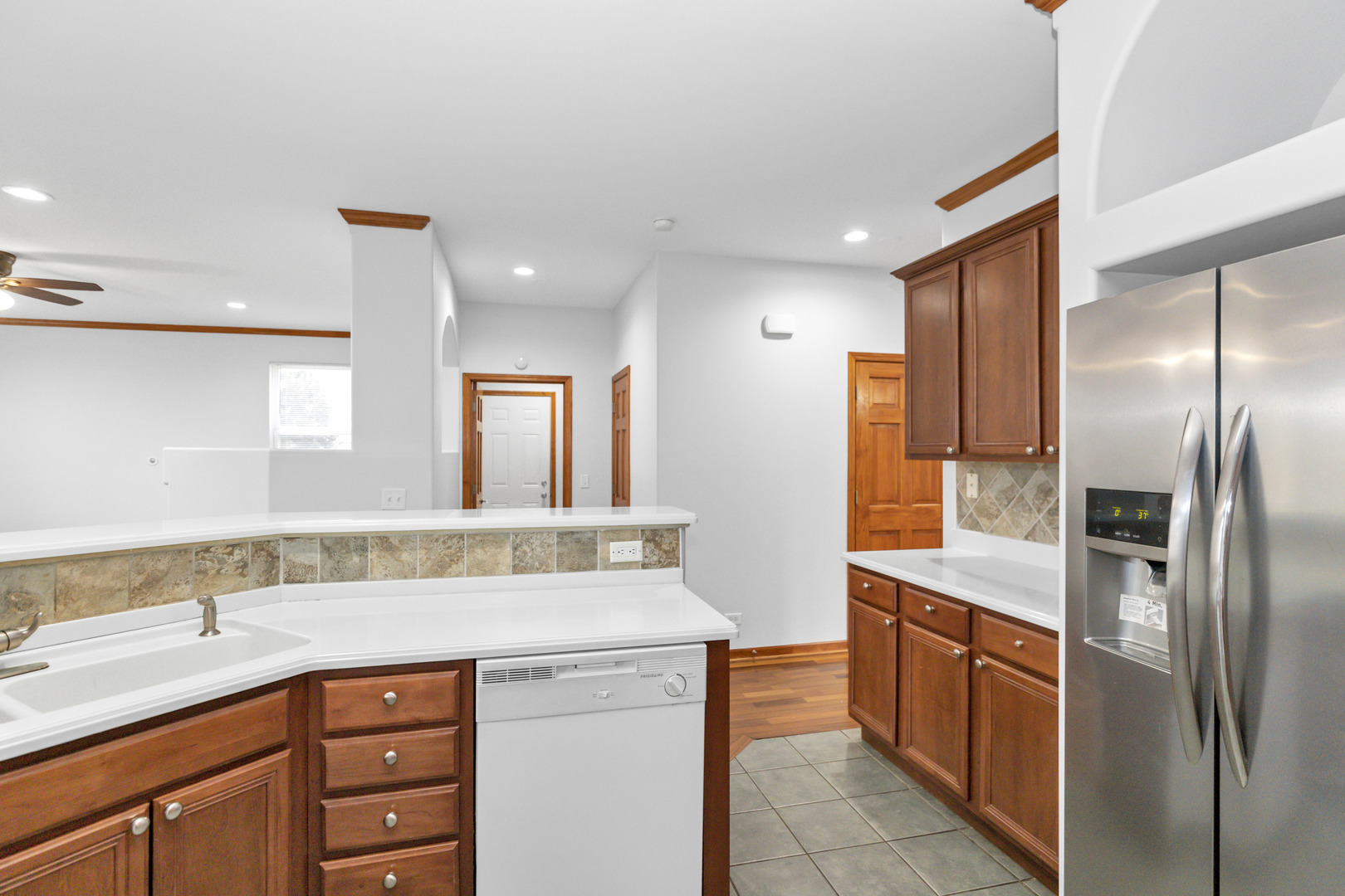 3311 LAFAYETTE Street, Elgin, IL 60123