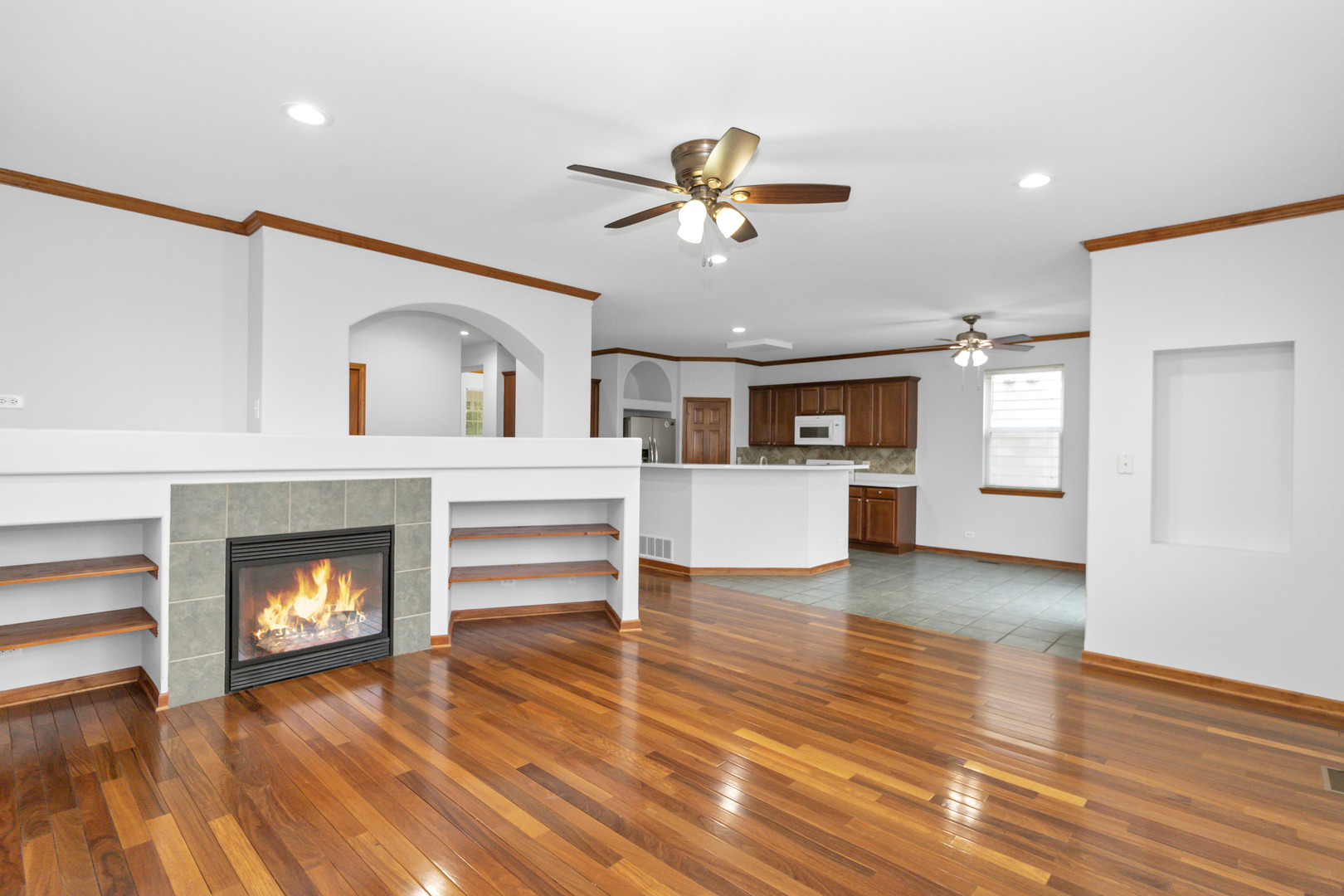 3311 LAFAYETTE Street, Elgin, IL 60123