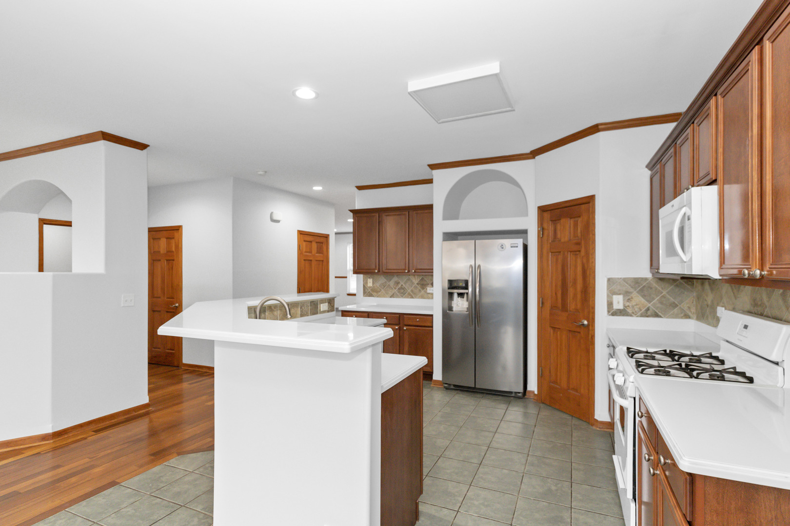 3311 LAFAYETTE Street, Elgin, IL 60123