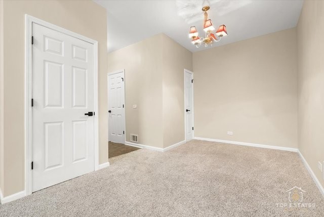 452 Jamestown Court, Aurora, IL 60502