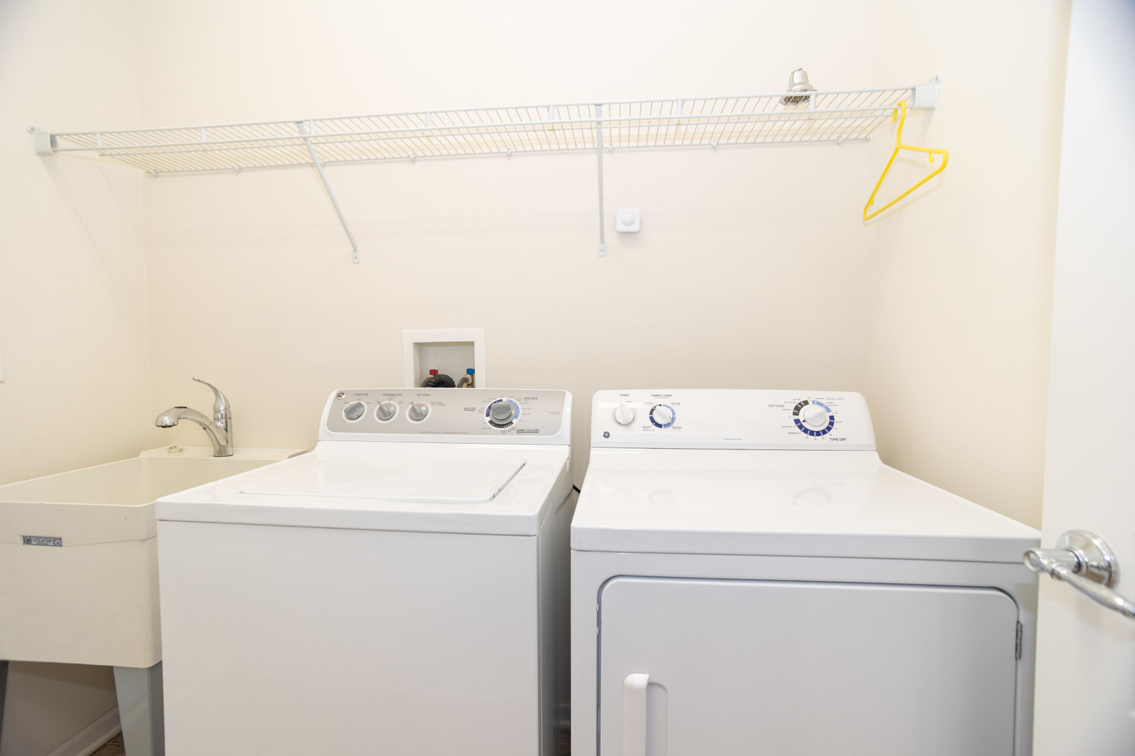 13340 Mockingbird Court, Huntley, IL 60142