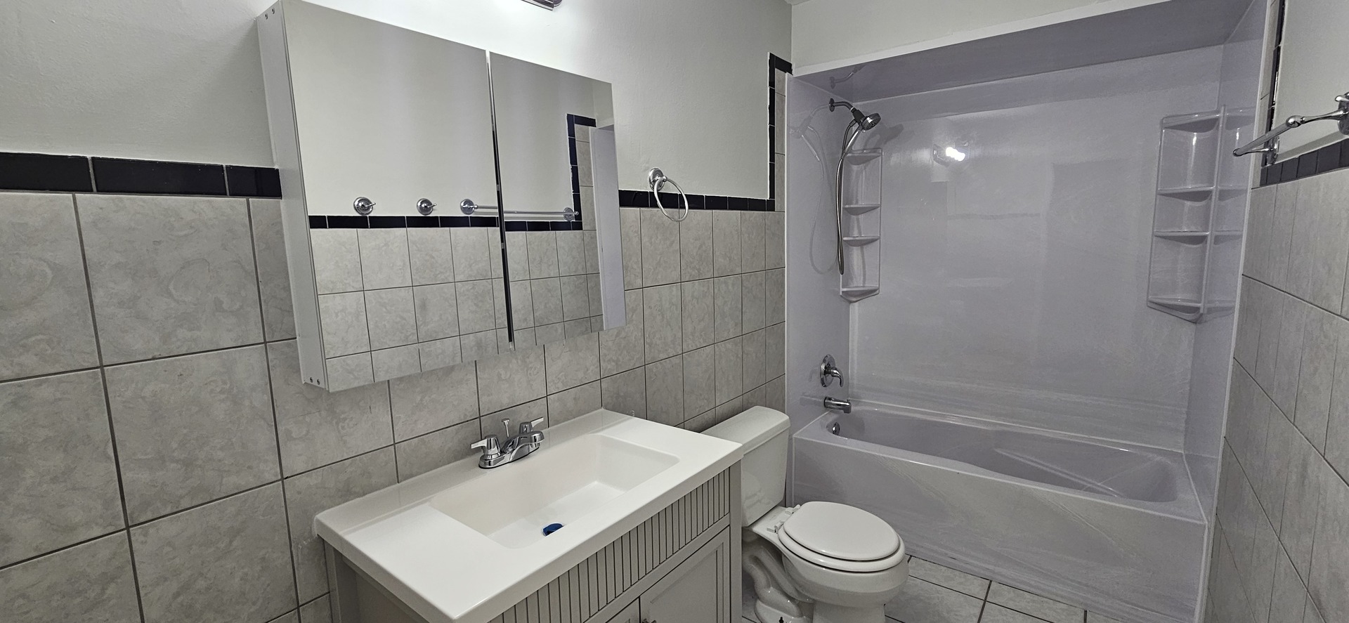 9449 Dee Road, Des Plaines, IL 60016