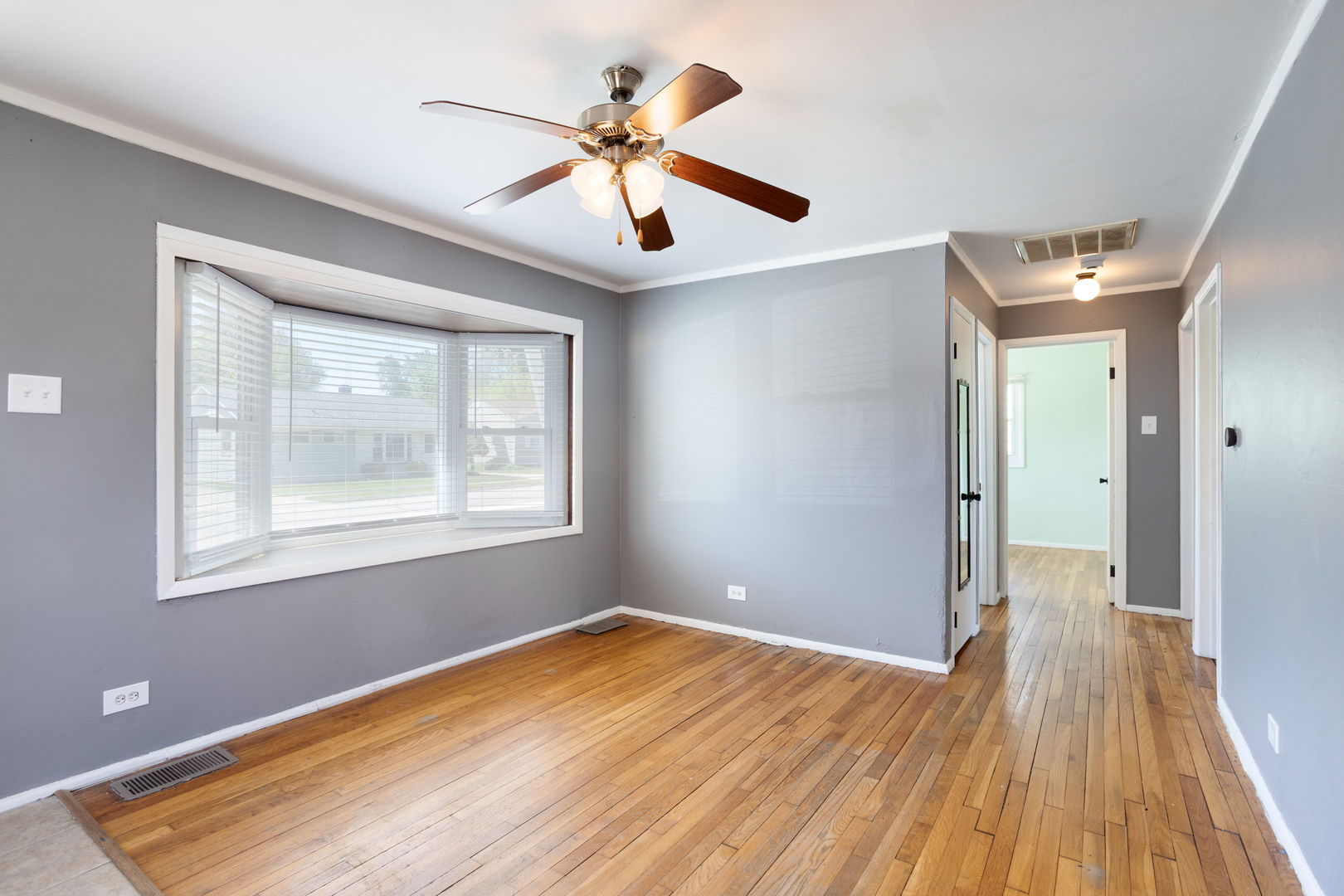 8630 45th Street, Lyons, IL 60534