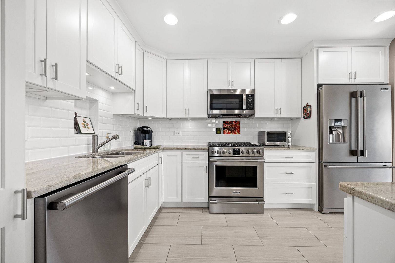 908 40th Street, Downers Grove, IL 60515