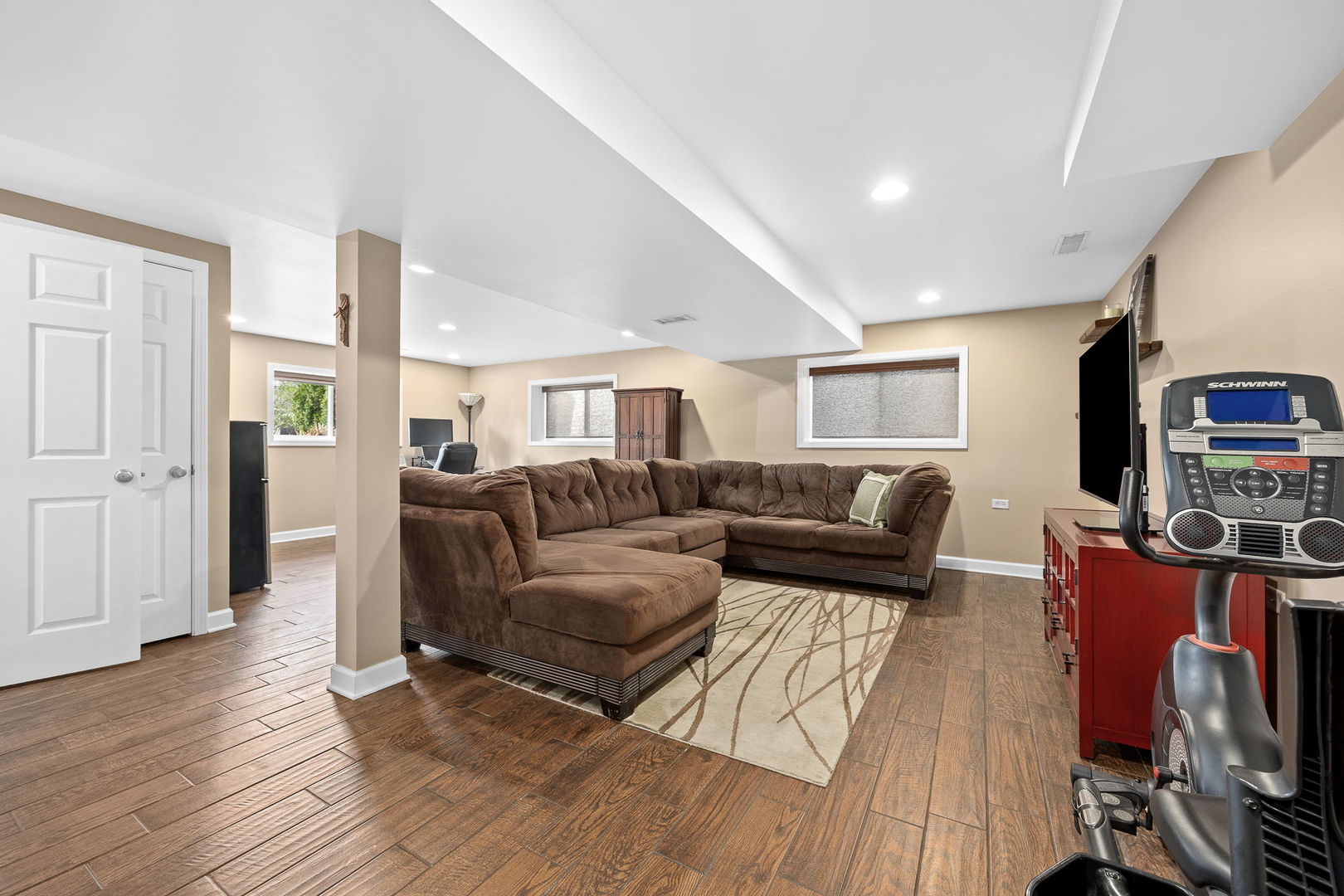 908 40th Street, Downers Grove, IL 60515