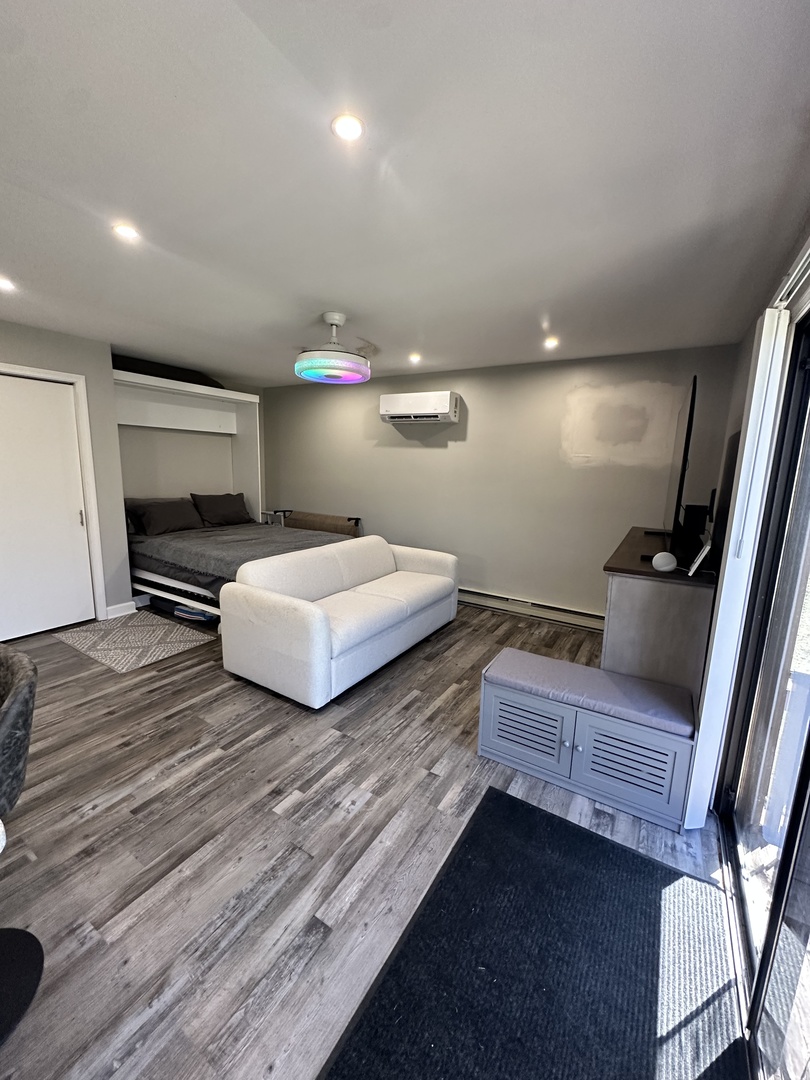 46 Nassau Colony #9, Fox Lake, IL 60020