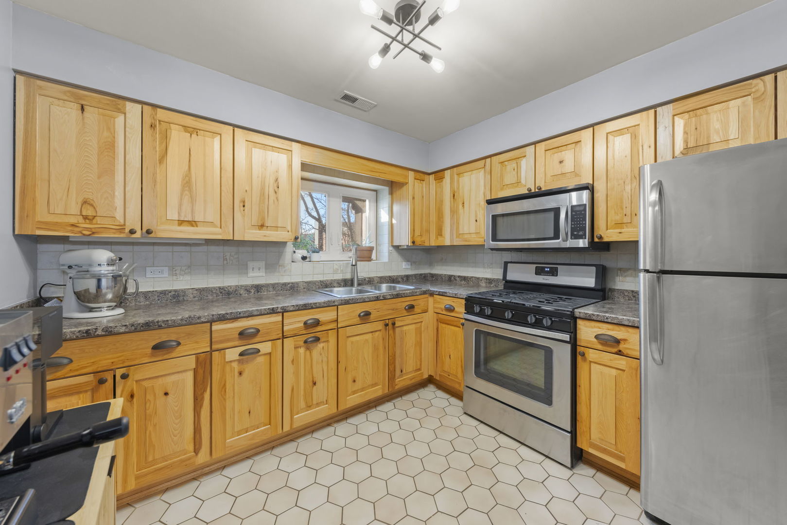 15730 ORLAN BROOK Drive #208, Orland Park, IL 60462