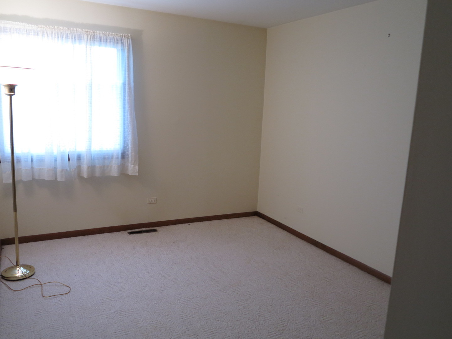 1231 Geneva Lane, Lake Zurich, IL 60047