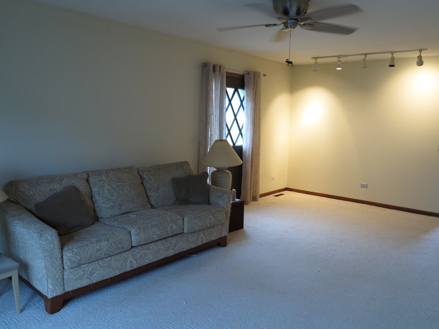 1231 Geneva Lane, Lake Zurich, IL 60047