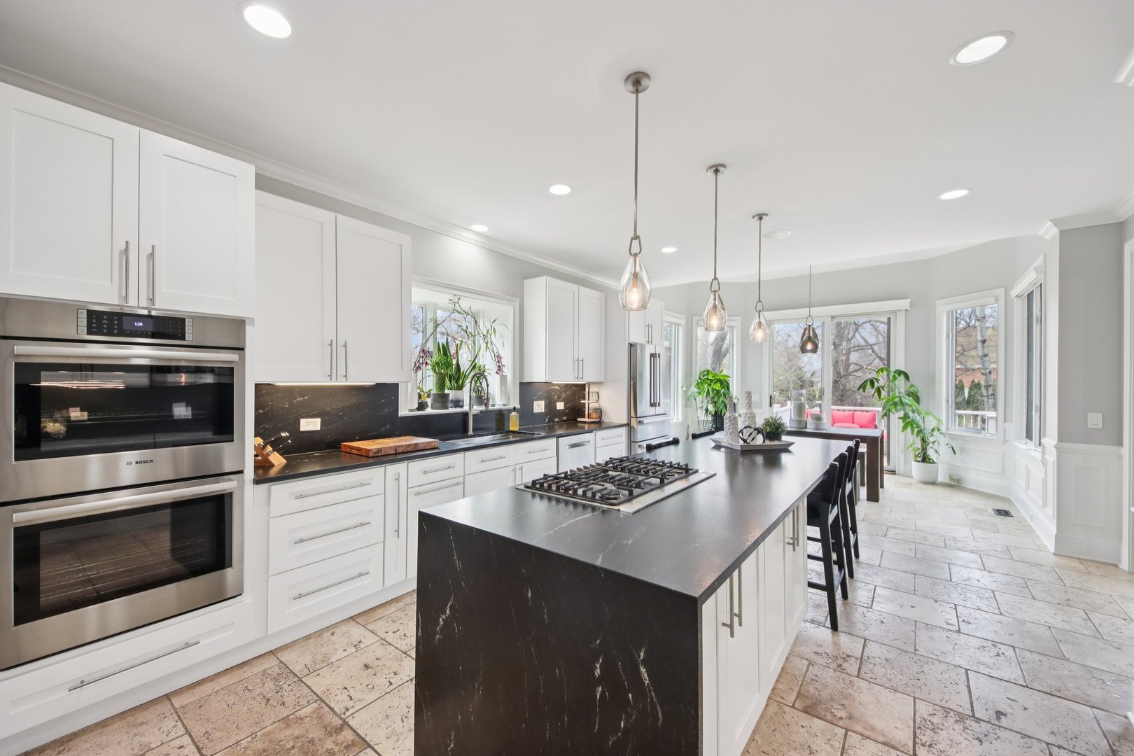 988 Danielson Court, Gurnee, IL 60031