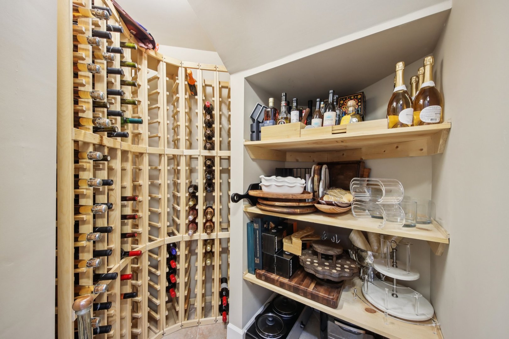 988 Danielson Court, Gurnee, IL 60031