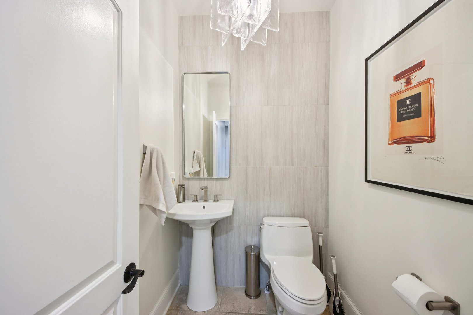 988 Danielson Court, Gurnee, IL 60031