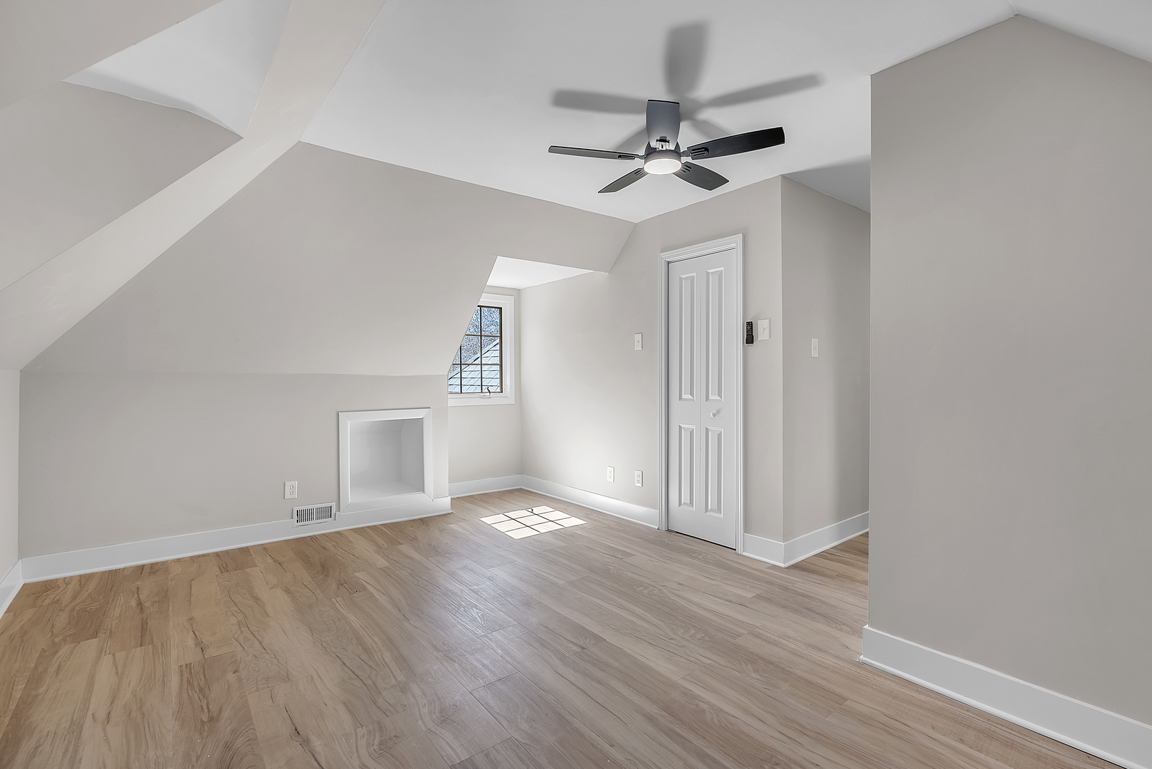 1039 Forest Hill Street, Calumet City, IL 60409