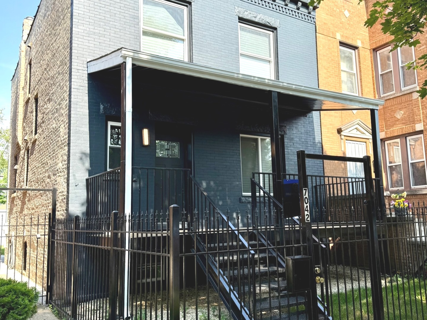 7042 S Eberhart Avenue, Chicago, IL 60637