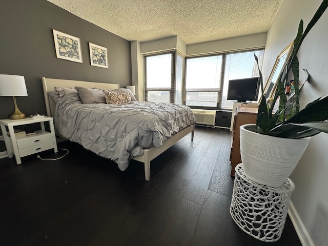 30 E HURON Street #3706, Chicago, IL 60611