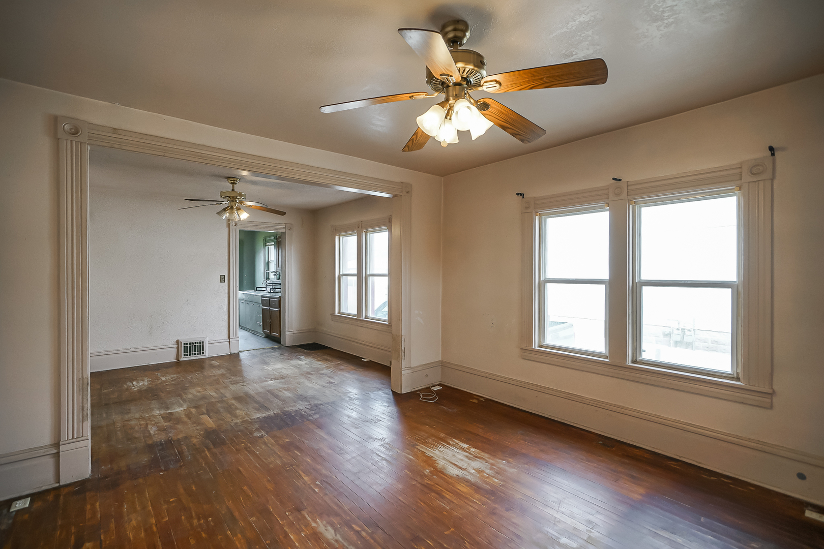 711 Peoria Street, Washington, IL 61571