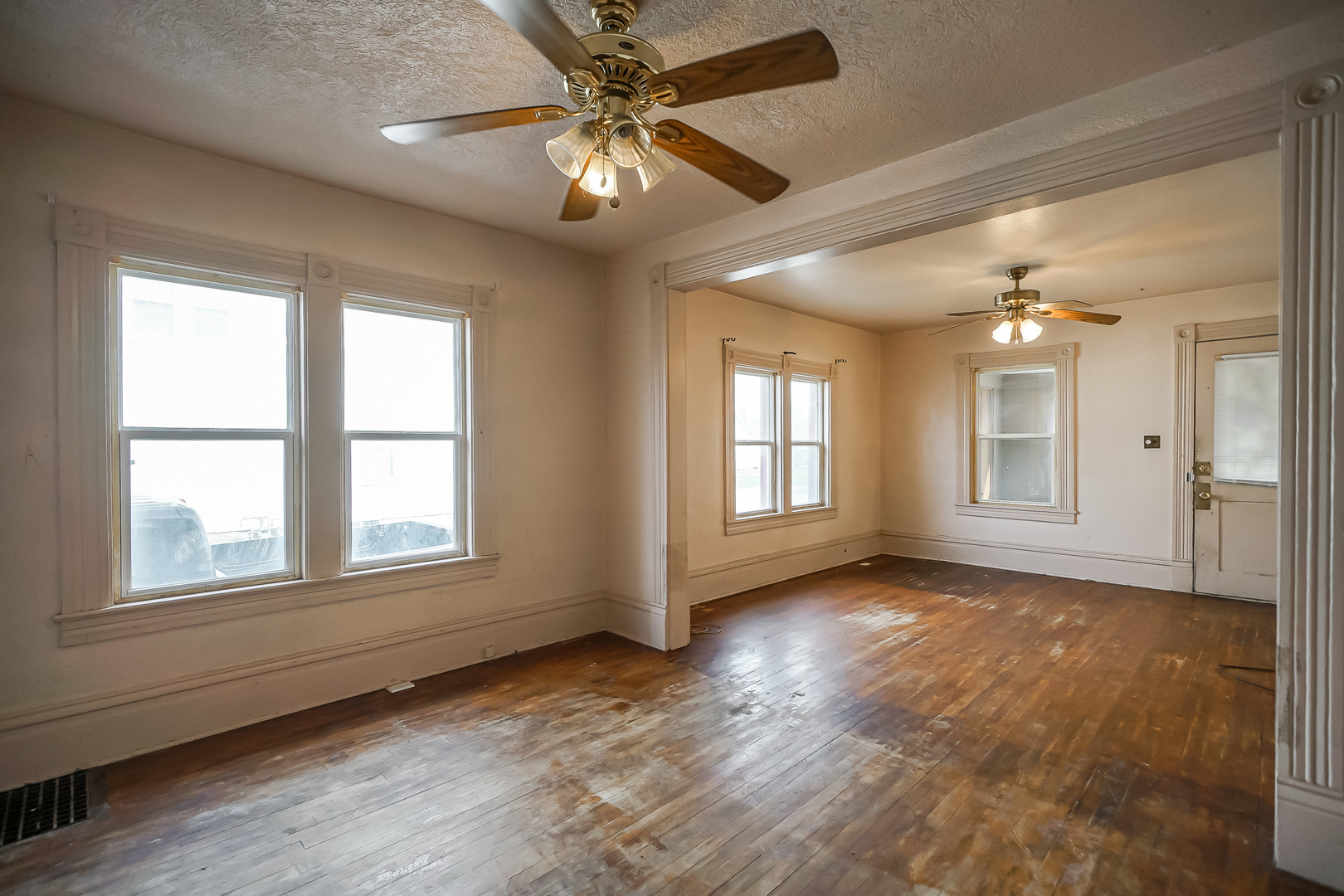 711 Peoria Street, Washington, IL 61571