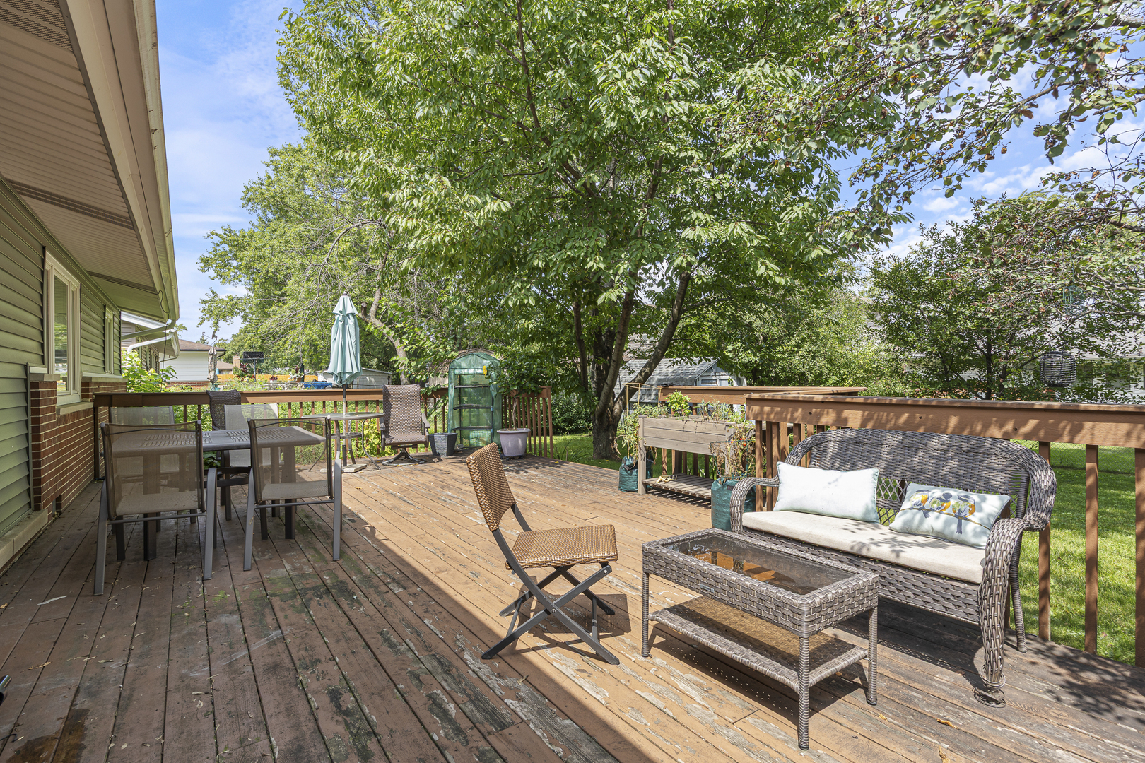 532 Landmeier Road, Elk Grove Village, IL 60007