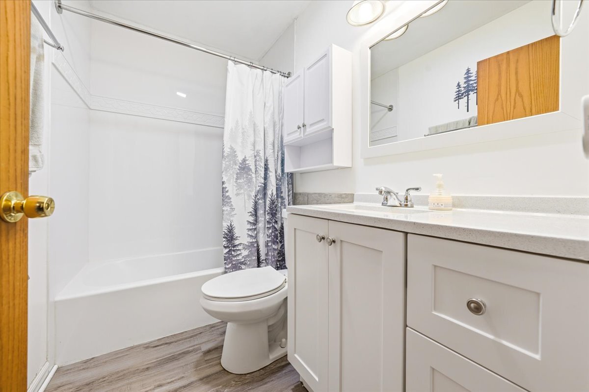 7653 W North Avenue, Frankfort, IL 60423