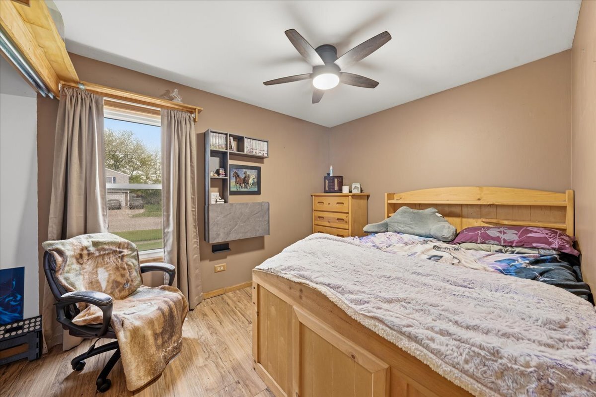 7653 W North Avenue, Frankfort, IL 60423