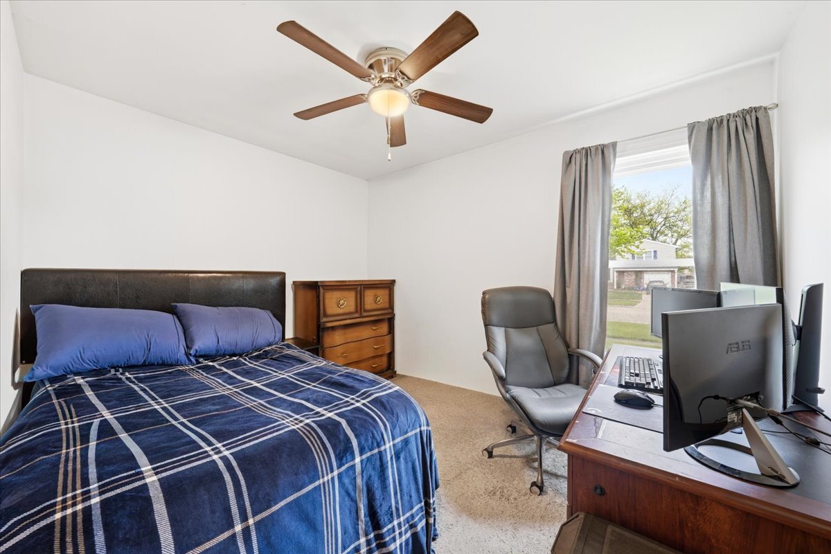 7653 W North Avenue, Frankfort, IL 60423