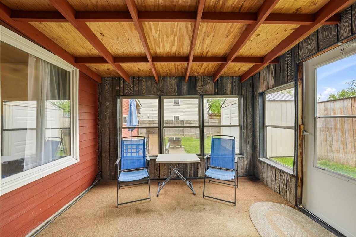 7653 W North Avenue, Frankfort, IL 60423