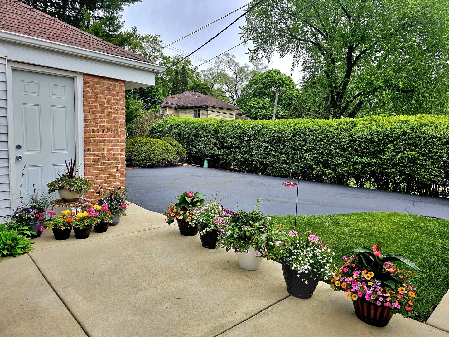 636 E Rockland Road, Libertyville, IL 60048