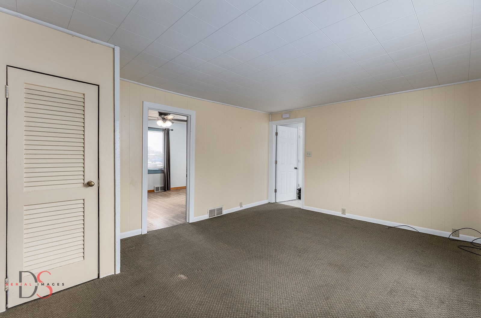 319 Railroad Avenue, Ottawa, IL 61350