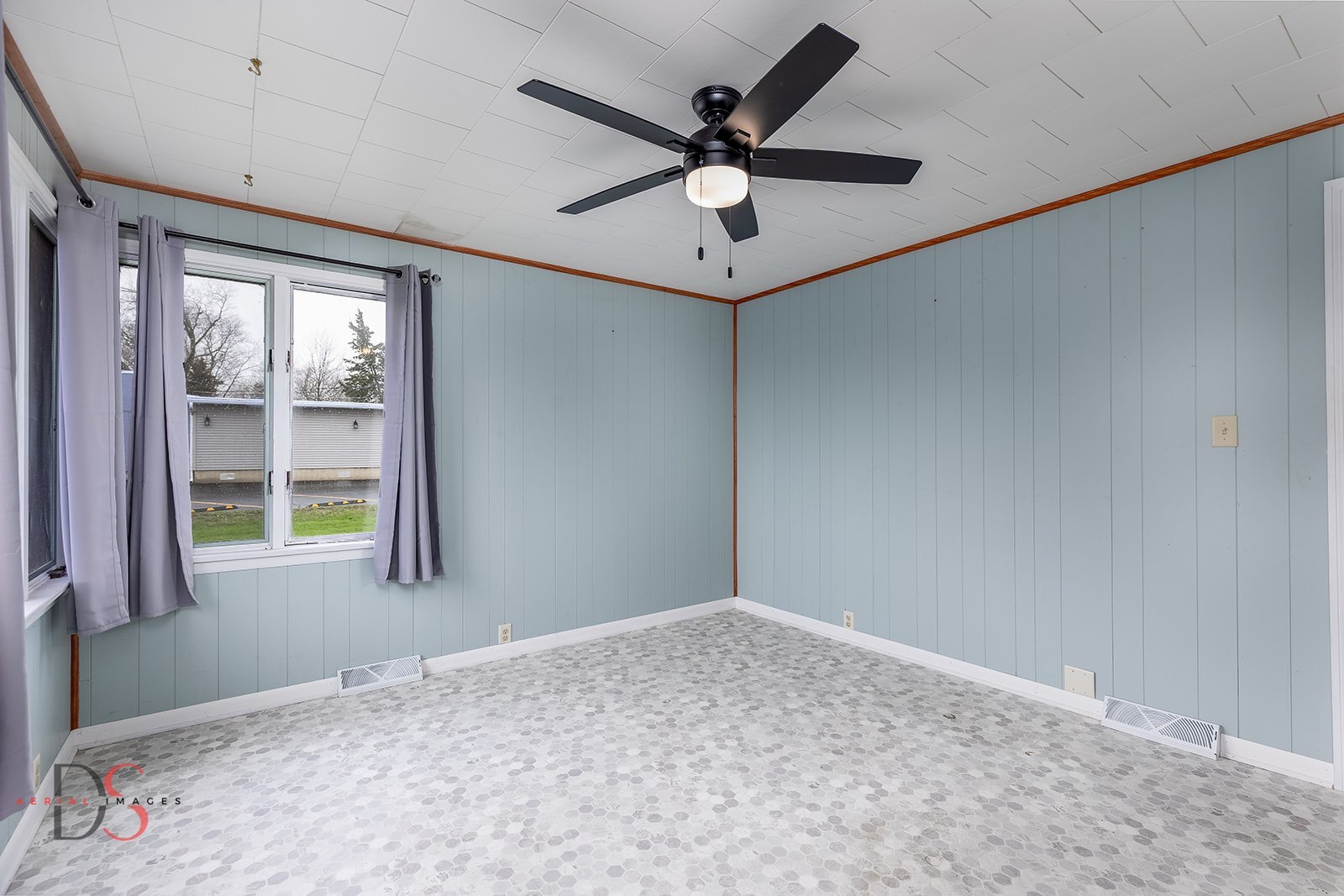 319 Railroad Avenue, Ottawa, IL 61350