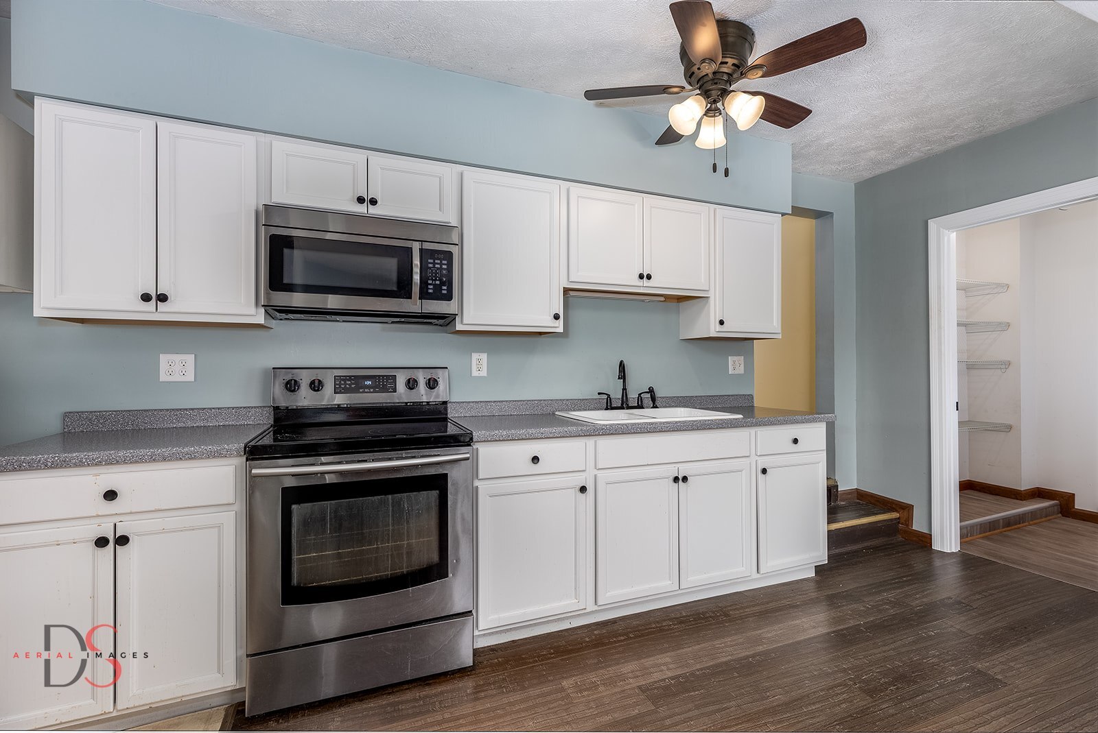 319 Railroad Avenue, Ottawa, IL 61350