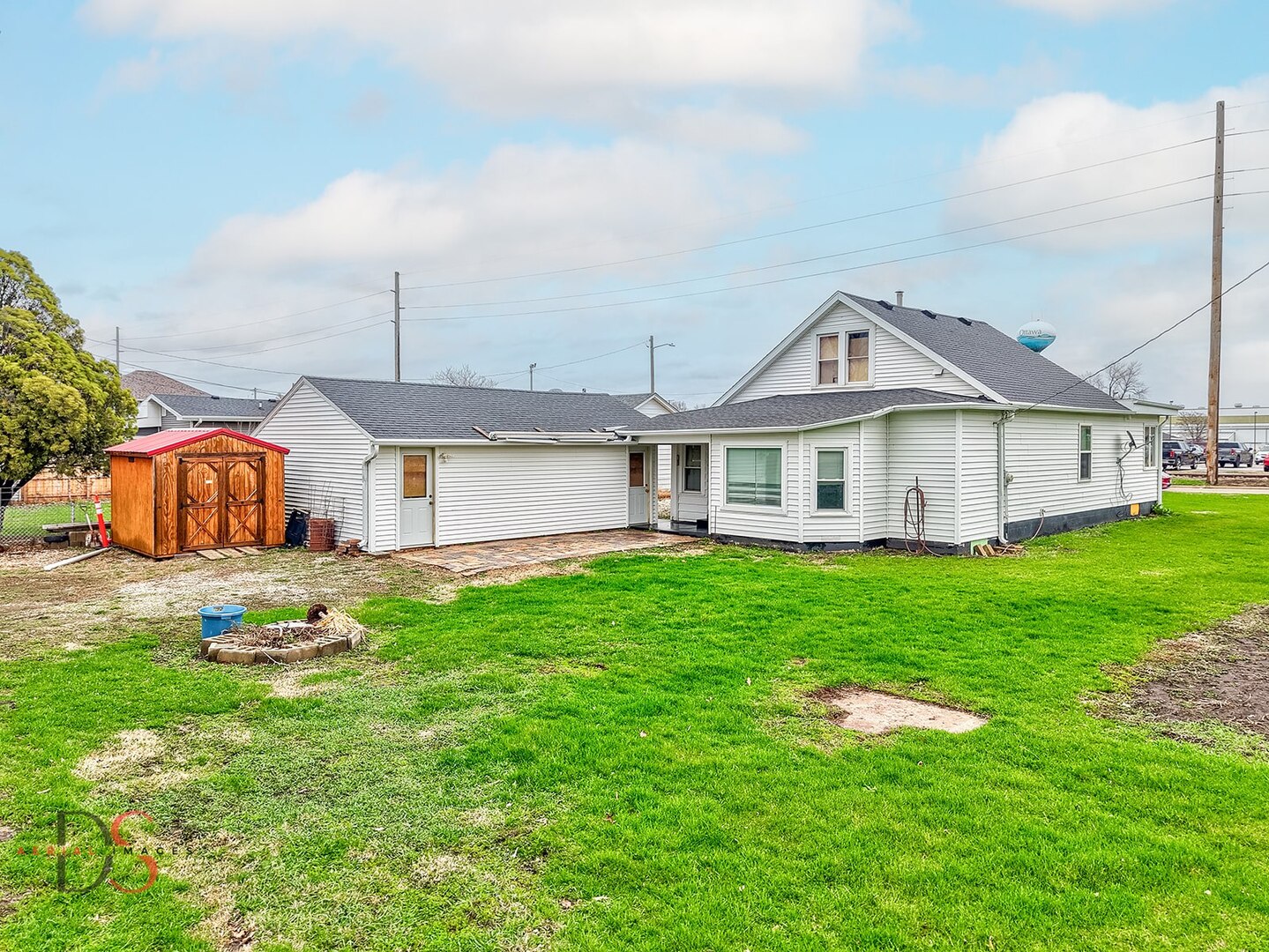 319 Railroad Avenue, Ottawa, IL 61350